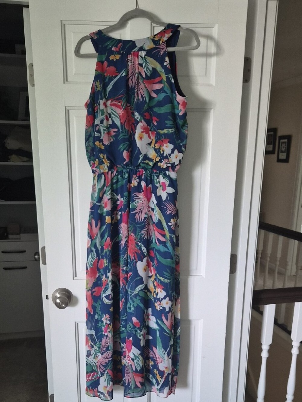 Studio One Navy Floral V‑Neck Maxi Dress - Picture 3 of 3